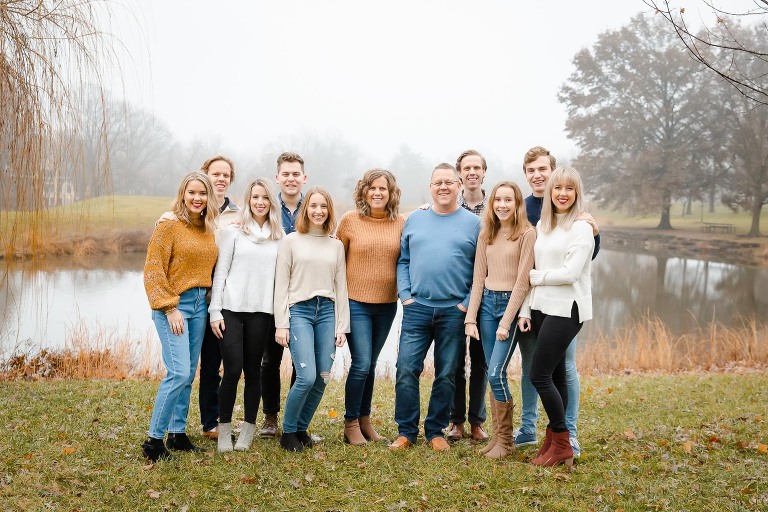 Family photo of large family with grown children | St. Louis Photography