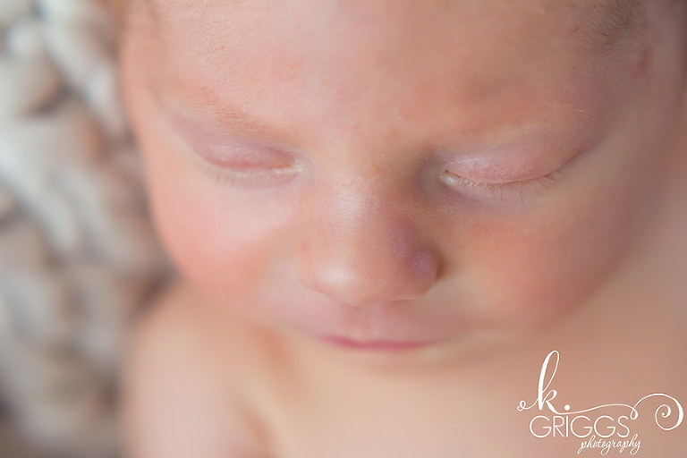 St Louis Newborn Photographer - KGriggs Photography - newborn baby girl 