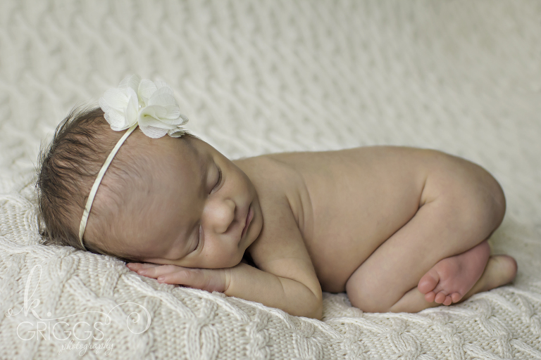 St Louis Newborn Photographer - KGriggs Photography - newborn baby girl