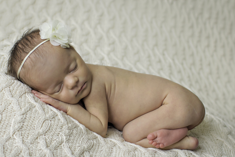 St Louis Newborn Photographer - KGriggs Photography - newborn baby girl