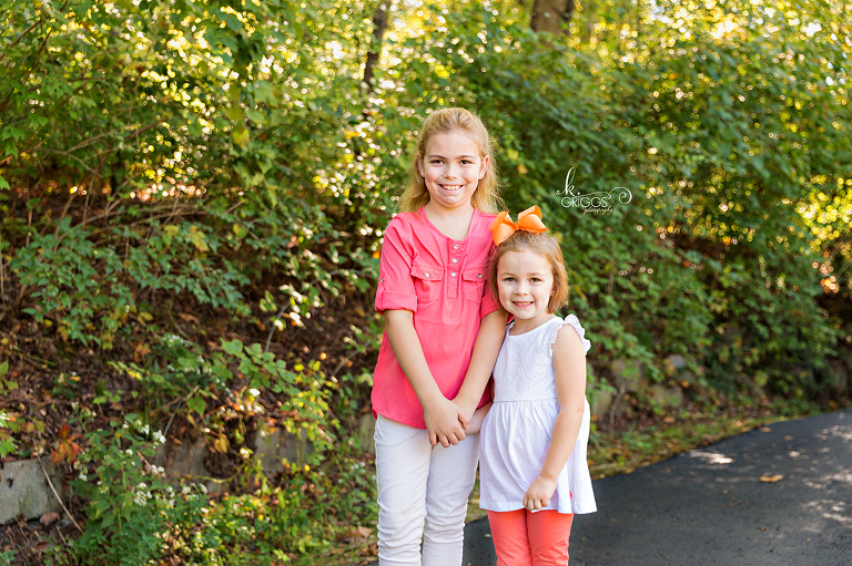 Sweet sisters in Longview Farm Park | St. Louis Family Photography