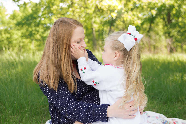 Mother and daughter playing | St. Louis Children's Photography