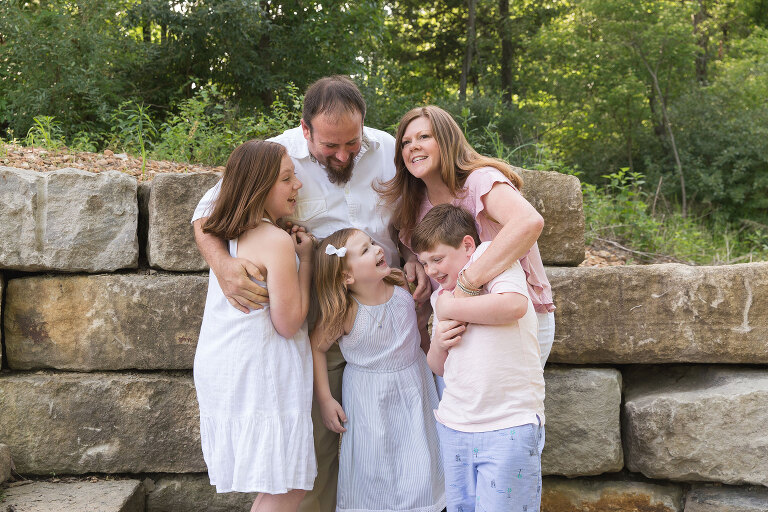 Family of 5 laughing | KGriggs Photography | St. Louis Family Photographer
